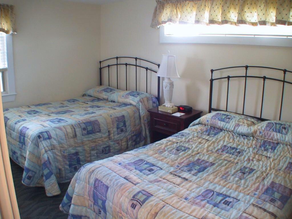 The Colony Beach Motel Dennisport Extérieur photo